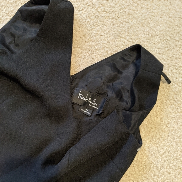 Nicole Miller Dress in Size 8 - Picture 3 of 3